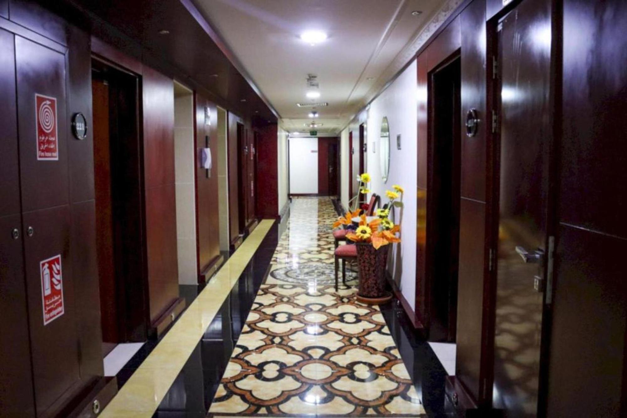 Phoenix Hotel 3*